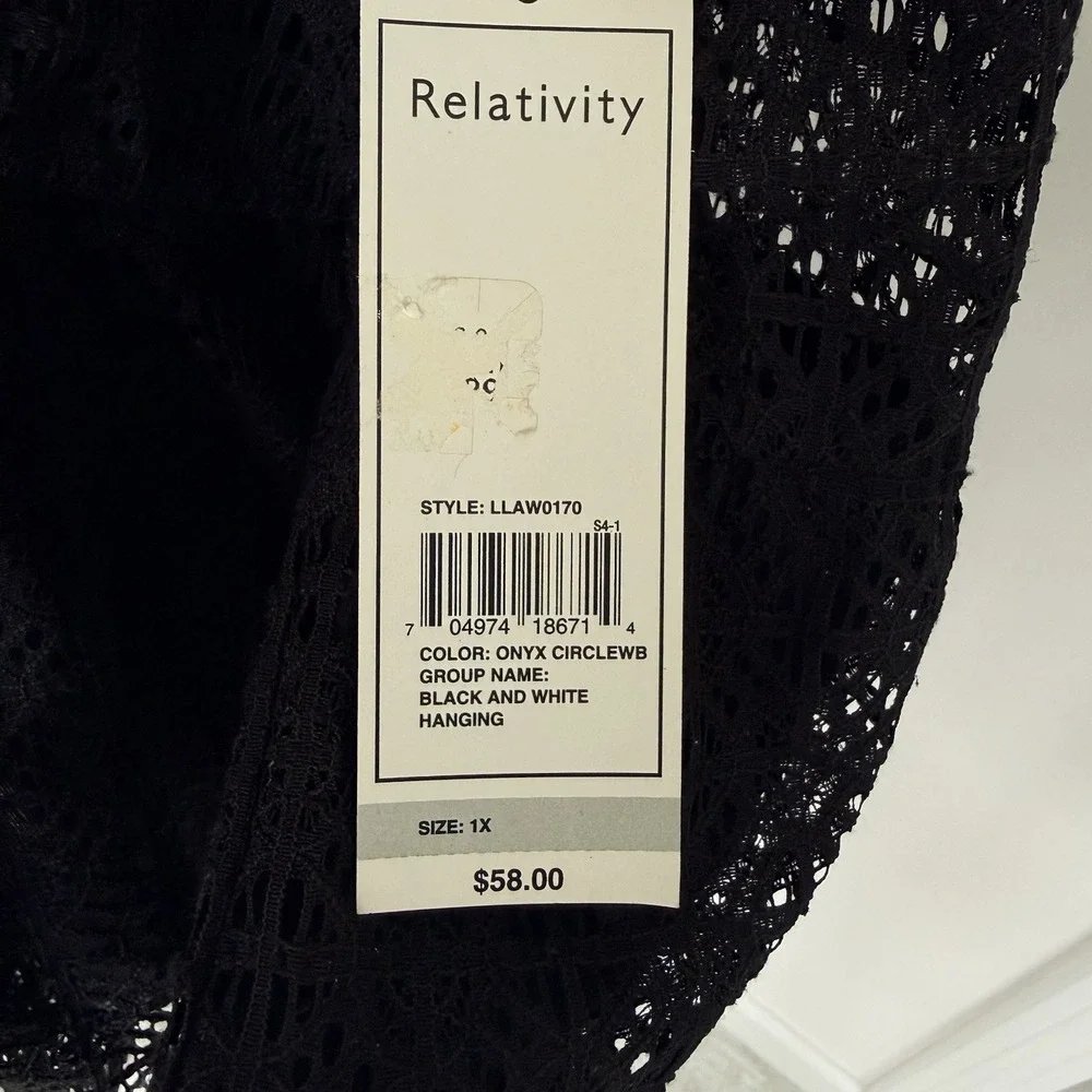 NWT Crochet Lace Blouse 1X Black Sheer Boho Festival Bell Sleeve Top Stretch - Picture 6 of 13